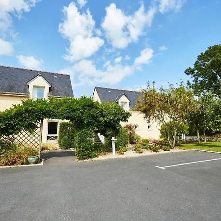 L'overlord לינה וארוחת בוקר