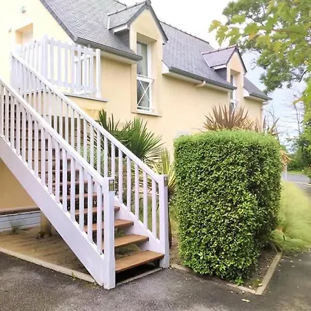 L'overlord לינה וארוחת בוקר 3*