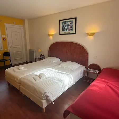 L'overlord , Meuble De Tourisme Frühstückspension 3*